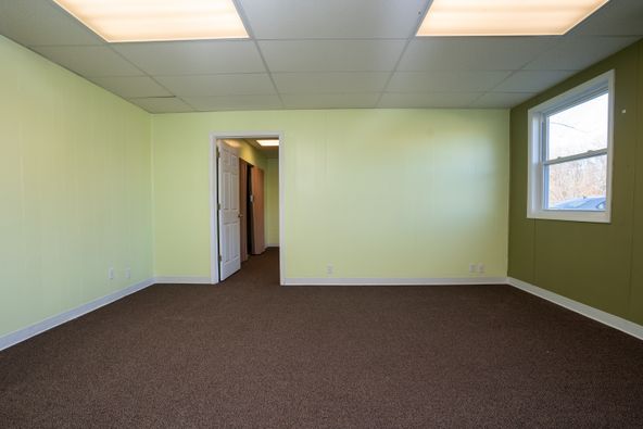 2188 Highway JJ, Moberly, MO 65270